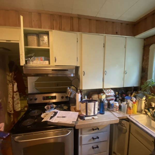 before-new-kitchen-remodel-in-lakewood-4