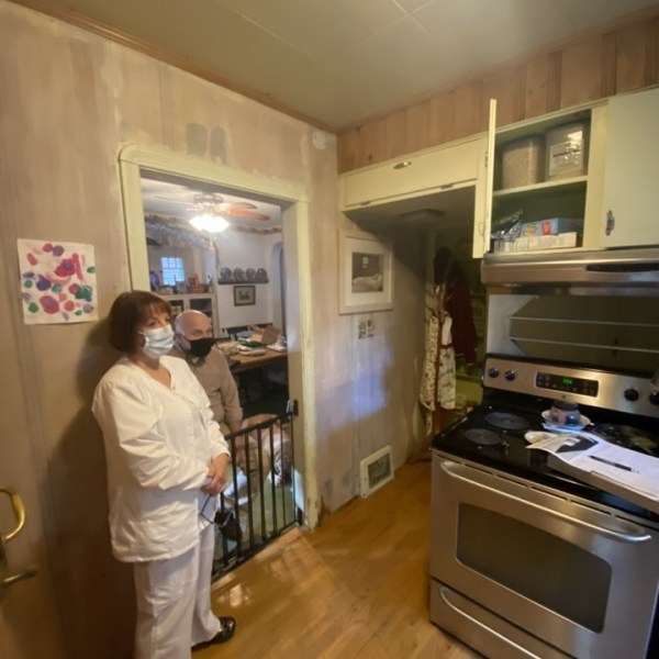 before-new-kitchen-remodel-in-lakewood-5