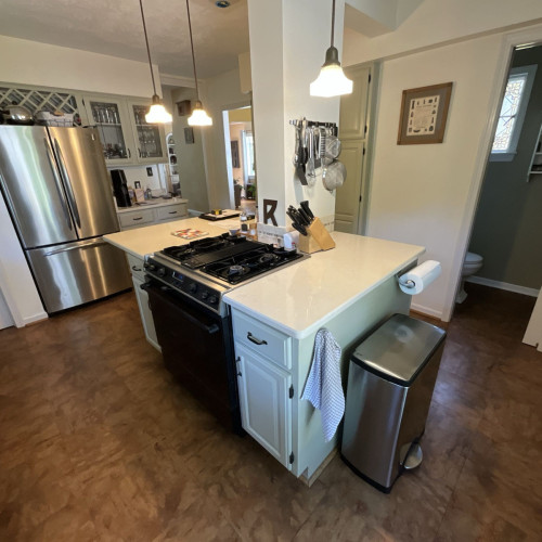 before-kitchen-bathroom-remodel-in-north-olmsted-6